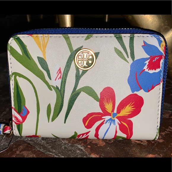 Tory Burch Handbags - NWT Tory Burch Iris - Emerson Coin/Card Case